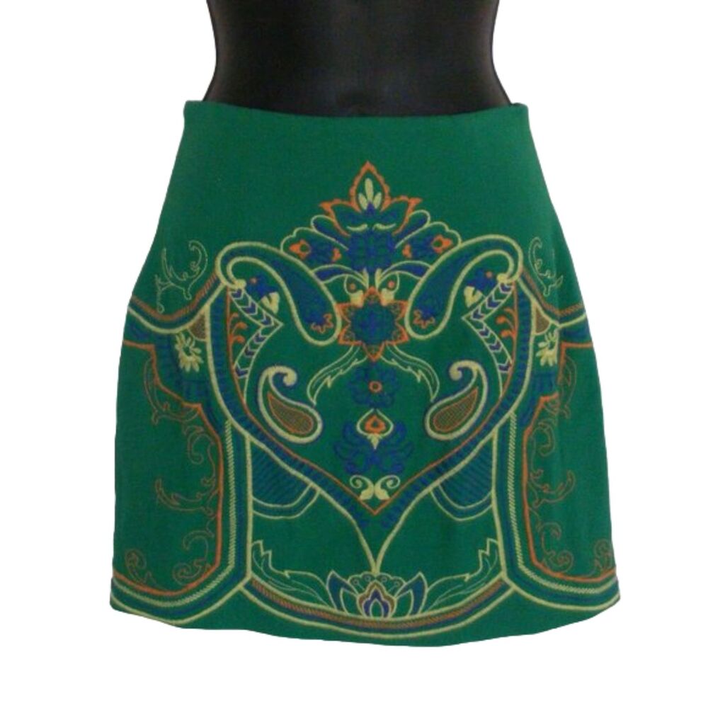 PARIS & ME Skirt, XS/26" waist, Green, Embroidered, Straight, Paisley
